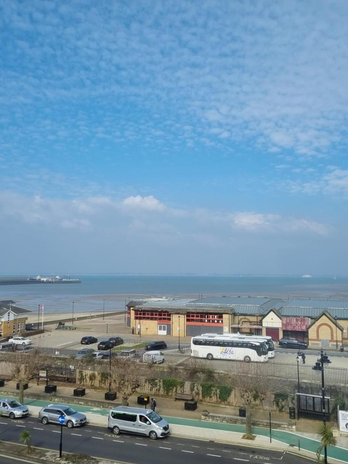 דירות New With Free Offstreet Parking The Lookout At Ryde Esplanade מראה חיצוני תמונה